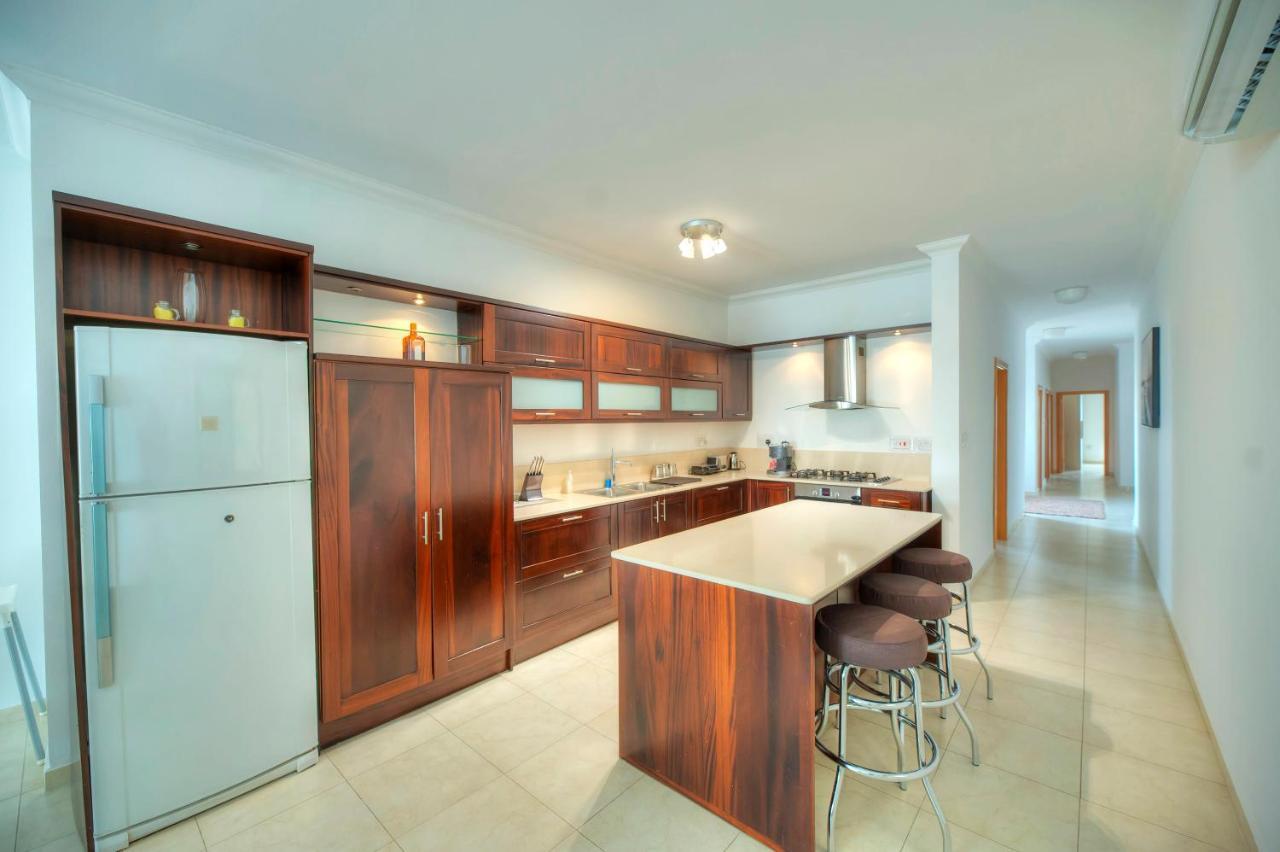 Modern 3Br Stylish & Spacious Apartment - Close To Sliema Promenade Gzira Exteriér fotografie