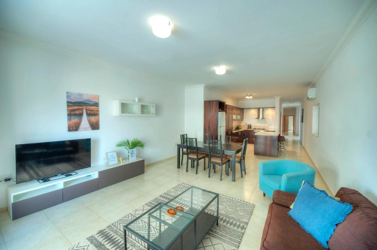 Modern 3Br Stylish & Spacious Apartment - Close To Sliema Promenade Gzira Exteriér fotografie