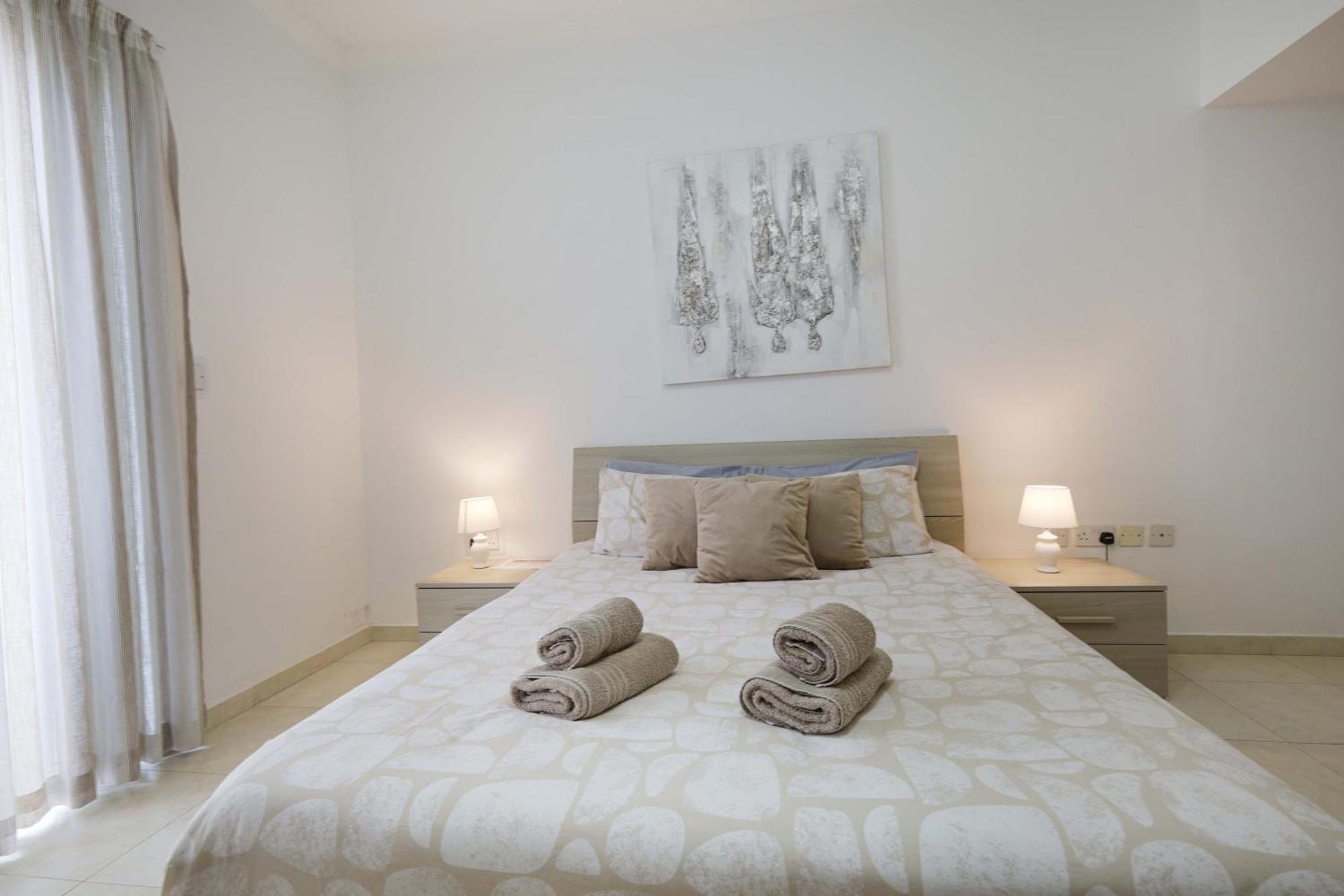 Modern 3Br Stylish & Spacious Apartment - Close To Sliema Promenade Gzira Exteriér fotografie