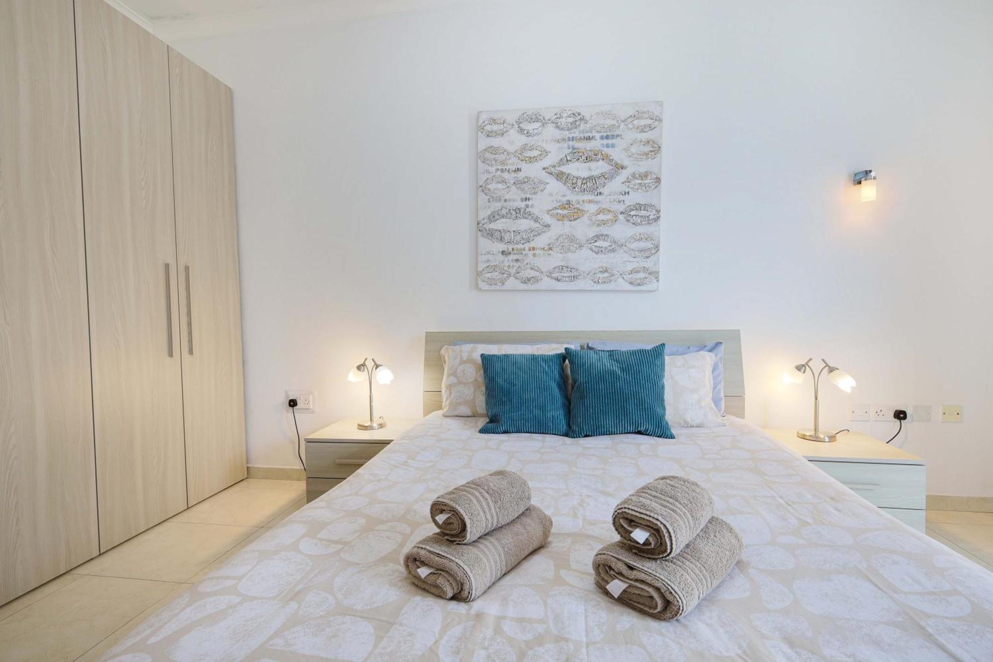 Modern 3Br Stylish & Spacious Apartment - Close To Sliema Promenade Gzira Exteriér fotografie