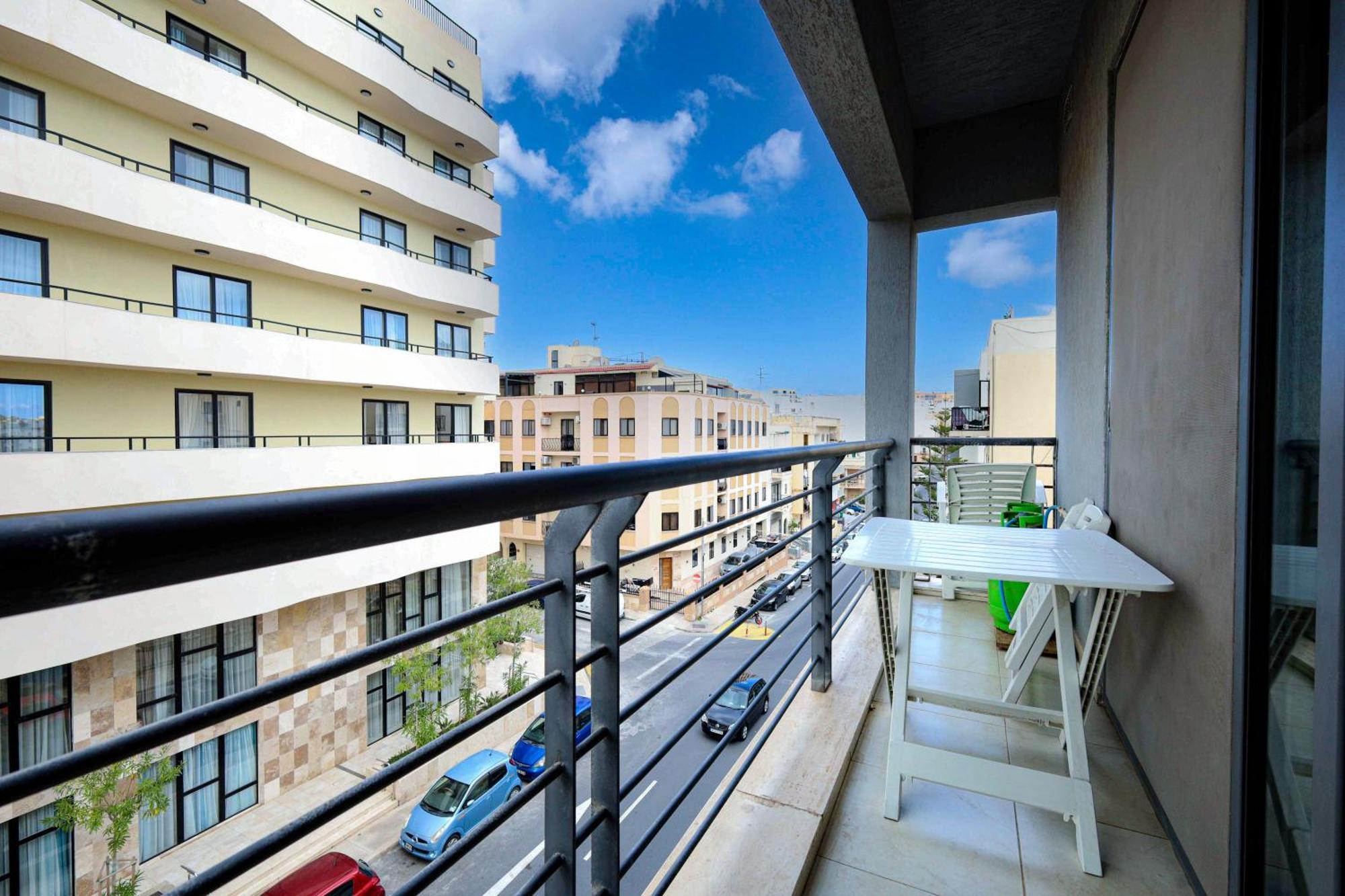 Modern 3Br Stylish & Spacious Apartment - Close To Sliema Promenade Gzira Exteriér fotografie